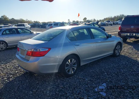 2013 Honda Accord Lx z USA, uszkodzony, nr VIN 1HGCR2F33DA244369